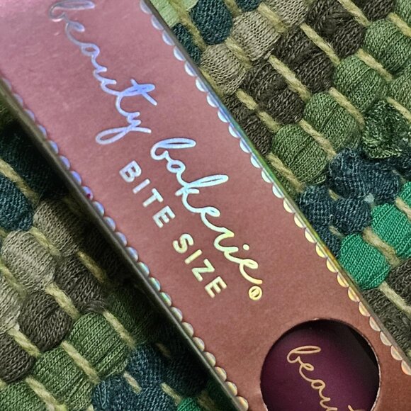 Beauty Bakerie BiteSize Lip Whip Matte Liquid Lipstick Waterproof Sangria Splash - Picture 9 of 13